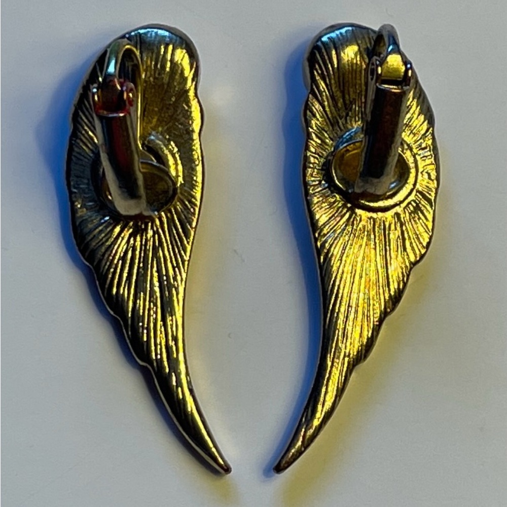 Elegant Gold Angel Wing clip on Earrings - Picture 4 of 6